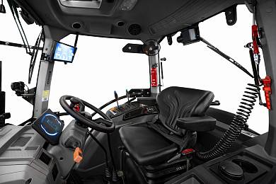 Трактор SCOUT SERIES TB G3 Premium + комплект погрузчика FEL-TB и захват тюков