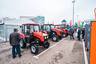 Трактора Беларус